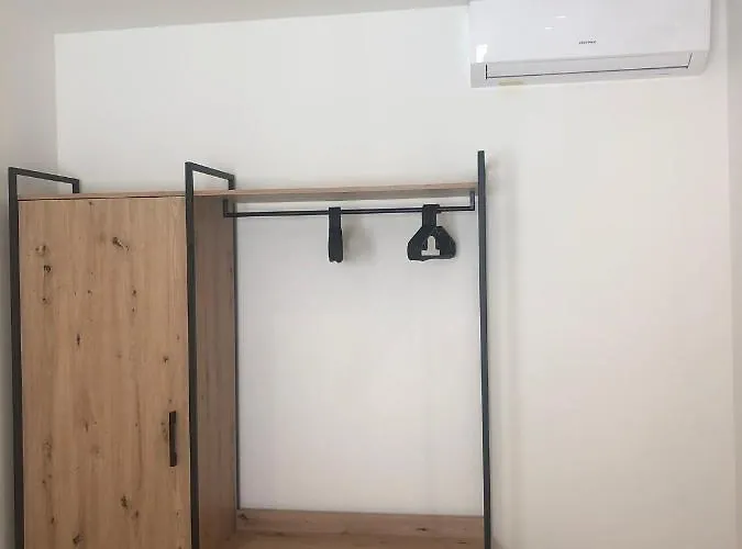New - 2 Pieces Vieil - Marche Provencal Apartment Antibes